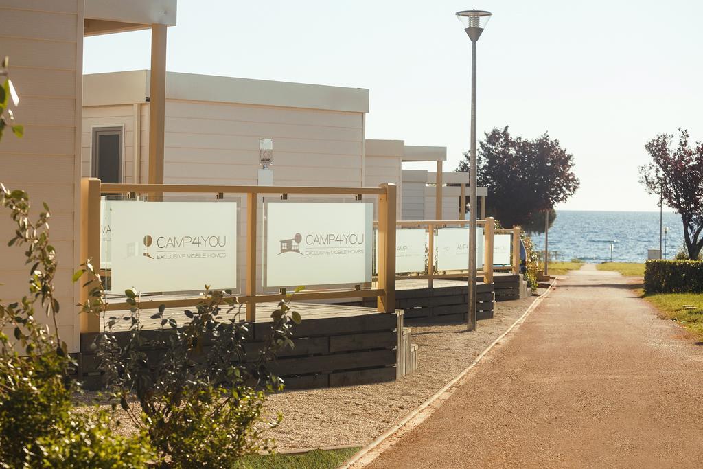 Mobile Homes Premium Vista Mare Park By Camp4you Holiday park 4*
